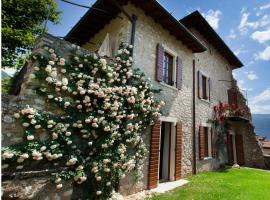 Residence Fondo La Campagnola, serviced apartment in Gargnano