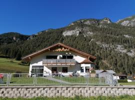 Apart Stella Alpina, hotell i Pettneu am Arlberg