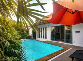 Villa Thailee, hotel na may pool sa Ban Chong Phli