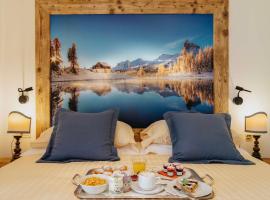 Hotel Panda Cortina- ricarica auto elettriche, hotel in Cortina dʼAmpezzo