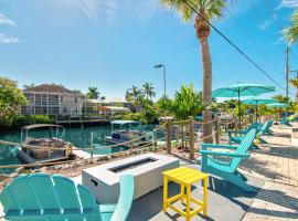 Latitude 26 Waterfront Resort and Marina, hotel Zoomers vidámpark környékén Fort Myers Beachben