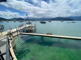 1819 Marine Hotel, hotel v destinácii Ubatuba