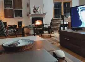 Jovanov Residence - Remote & Accessible