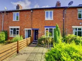 New Duston 4-BR House, En-suite, Garden, Parking