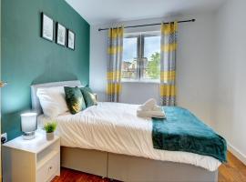 City Centre Apartment with Secure Parking by MBiZ, hotel perto de Northampton Cathedral, Northampton