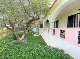 Villa Dionysia Amoudi, hotel em Amoudi