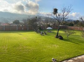 Departamento con gran área verde, khách sạn ở Zacatlán