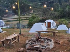 ข้างเขาแคมป์ Khangkhao Camp, luxusní stan v destinaci Ban Yang Khun Wang