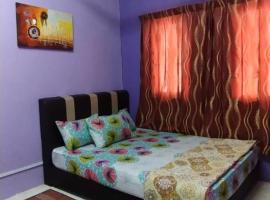 Baiti Homestay, khách sạn ở Gambang