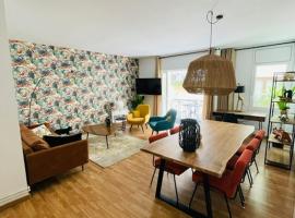 Pure Tropical Beach Apartment Sitges