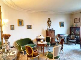 beautiful flat in the center of Paris 6 th district