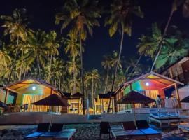 Next ta Sea, three-star hotel in Palolem