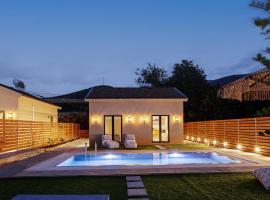Carob Villas, an Eco-Friendly Hideaway, hotel a Sísion