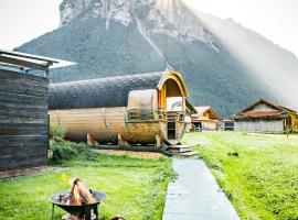 Kotedža Schlafen im Fass - Schlaffass - Abenteuer - Romantik - Haslifass pilsētā Inertkirhene