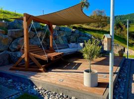 Black Forest Appartement - Brandenkopfblick, hotel di Zell am Harmersbach