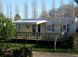 Camping les Lacs d'Armagnac, hotel near Guinlet Golf Course, Bretagne-dʼArmagnac