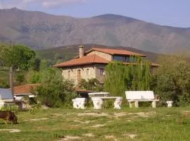 Casa Rural Ropino