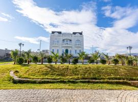 Shindisi Residence Boutique Villa, hotel con estacionamiento en Tiflis