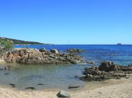 Air-conditioned apartment for 6 people in Marina di Pinarello Porto Vecchio, hotel cu parcare din Zonza