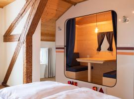 Peanut Mountain Lodge & Le Communal: Val dʼIlliez şehrinde bir otel