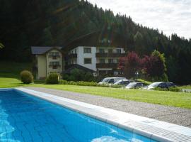 Hotel-Pension Birkenhof, hotel in Kötschach