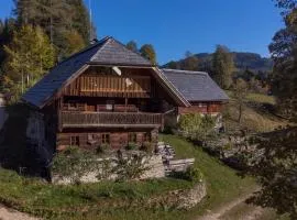 Charmante Gästewohnung in altem Bauernhaus in alpiner Alleinlage