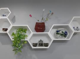 Casa Erelle -1 Bedroom guest house #2, kh&aacute;ch sạn c&oacute; chỗ đậu xe ở Antipolo