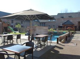 B&B Hoeve De Brieser, hotel v destinaci Heers
