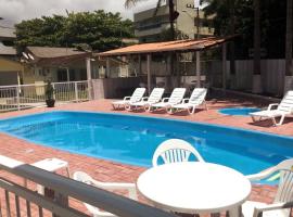 Kit 6 Residencial Diego Marcelo, hotel in Itapema