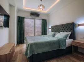 White Blue Ohrid - Luxury Apt, City Center, Private Parking, Balcony, near Ohrid Lake