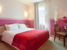 BRIT HOTEL Le Lion d'Or CHINON, hotell i Chinon