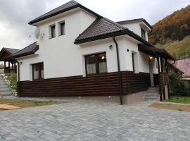 Rekreačný dom za Potokom, self catering accommodation in Stredná Revúca