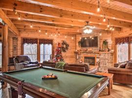 Cosby Cabin with Hot Tub about 18 Mi to Gatlinburg!，科斯比的飯店