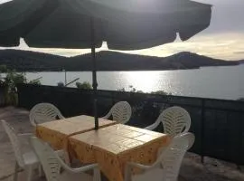 Apartment Bila - 15m from the sea