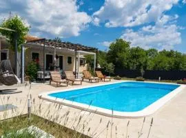Villa Pax - with pool
