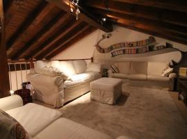Villetta Periax - Affitti Brevi Italia, holiday home in Champoluc
