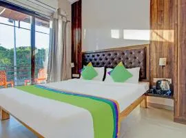 Hotel Green Woods 1 km from Main Market