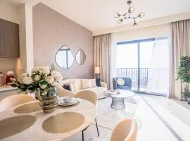 Nasma Luxury Stays - Elegant Condo With City Views And Dubai Skyline