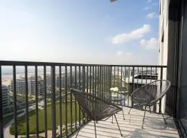 Nasma Luxury Stays - Elegant Condo With City Views And Dubai Skyline