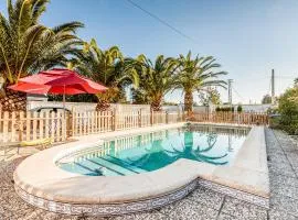 Lovely Home In Chiclana De La Fronter