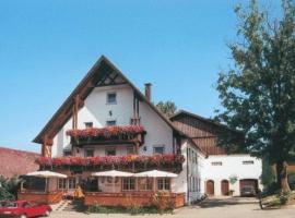 Gasthaus zur Traube, viešbutis su vietomis automobiliams mieste Winterrieden