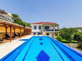 Villa Patara 1, hotel with pools in Karadere