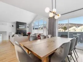 INITIAL - Chalet FAMILIA SENSE - Mont-Sainte-Anne