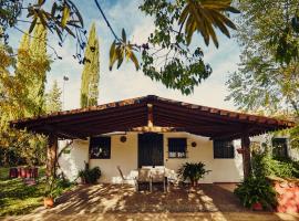 Vivienda Turística La Huerta, hotel en Guadalcanal