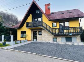 Domek pod Czantorią, hotel cerca de Czantoria Ski Lift, Ustroń