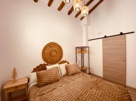 Apartamentos Casa Anselmo EL TERRAO, vacation rental in Losa del Obispo