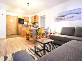 Newly redecorated 2-bed ski-in ski-out family apartment