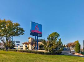 Studio 6-Denton, TX - UNT, готель у місті Дентон