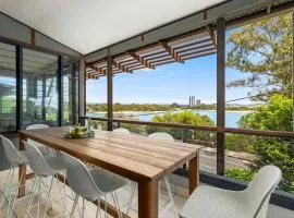 Currumbin Beachfront Haven