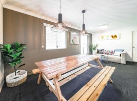 Calamvale Business or Holiday like Home, guest house in Brisbane